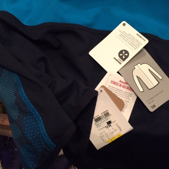 COPY - Reebok CrossFit Athletic Training Hood Hoo… - Picture 4 of 5